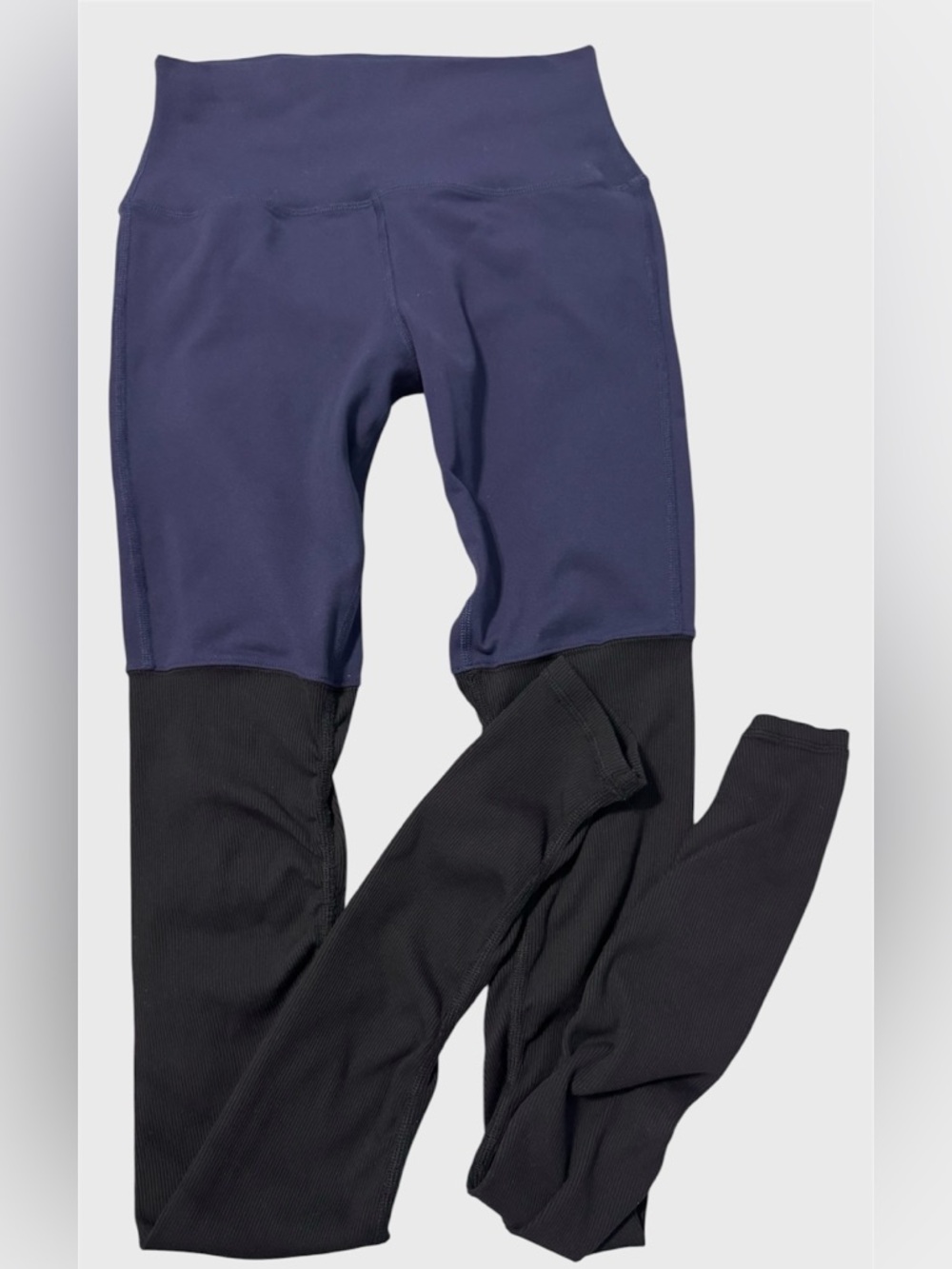 Alo Yoga Goddess Ribbed Leggings XS Blue Black High Waist Panel Scrunch Hem - XS - Picture 2 of 7